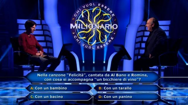 Chi vuol essere milionario diretta 12 febbraio - La prima domanda di Alessandro Limiroli