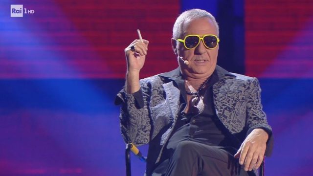 Giorgio Panariello nei panni del padre e marito
