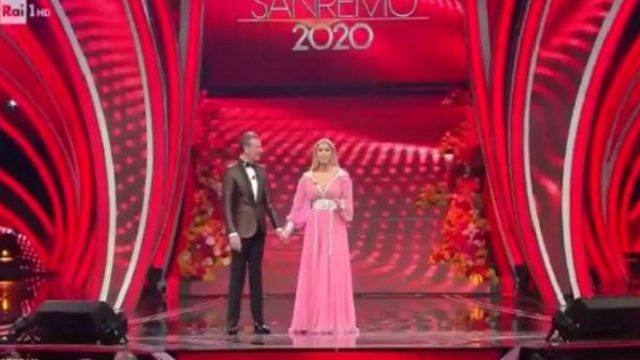 Sanremo 2020 quarta serata 7 febbraio - Conduttrici Antonella Clerici e Francesca Sofia Novello