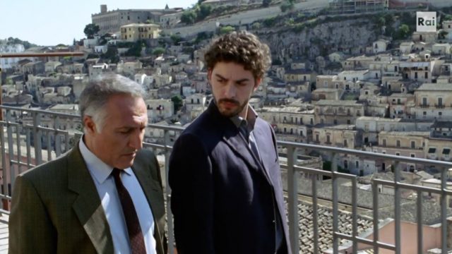 Dove è girato Il Giovane Montalbano, sceneggiatura, sigla, musiche