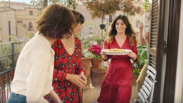 Spot in TV Barilla grano italiano - Sergio Rubini mangia in terrazza con gli amici