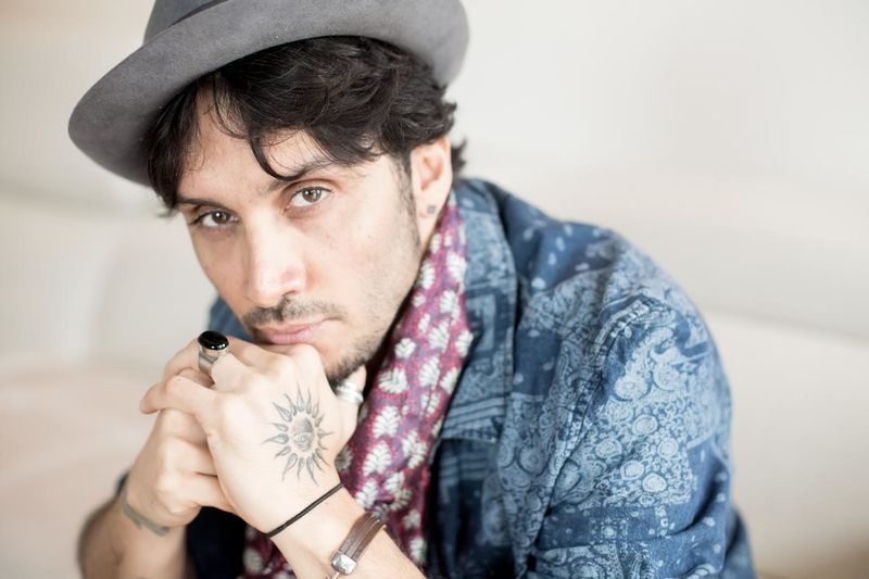 fabrizio moro domenica in