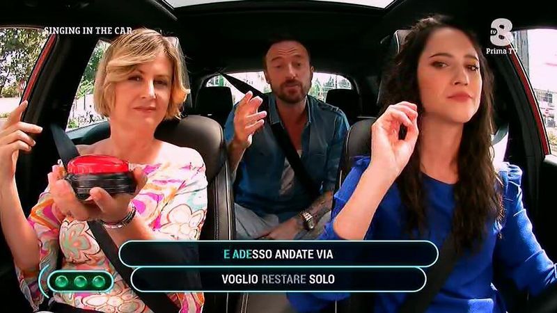 singing in the car 5 settembre facchinetti