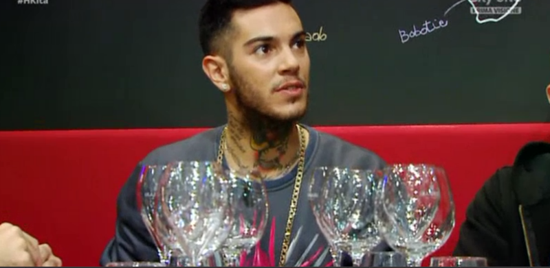 Hell's kitchen Emis Killa