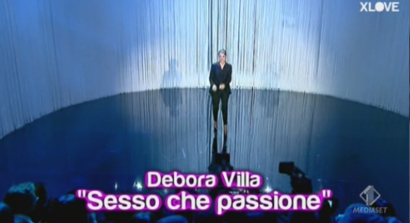 Debora Villa a X Love