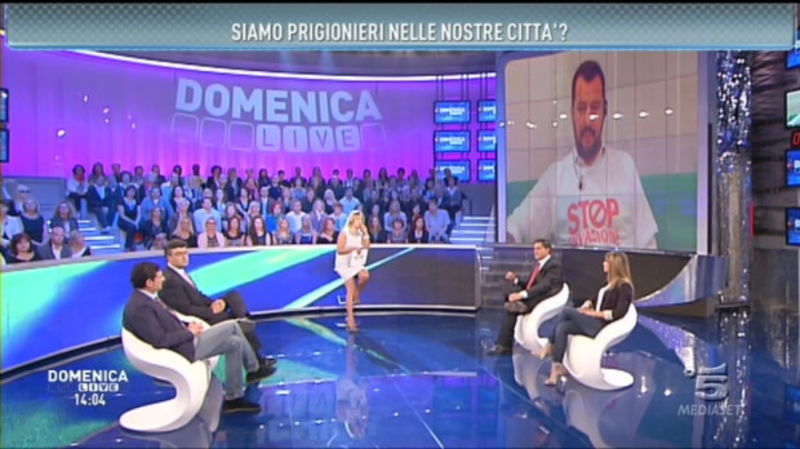 Domenica Live studio