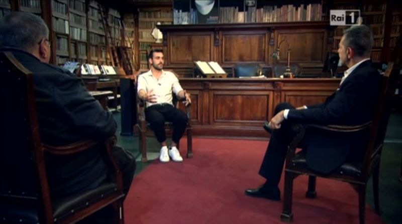 25ago supereroi marco mengoni intervista