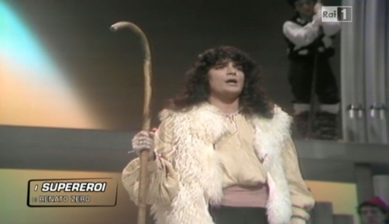4ago supereroi renato zero il cielo