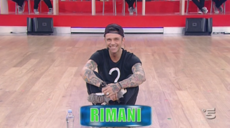 Amici 13, Denny rimane