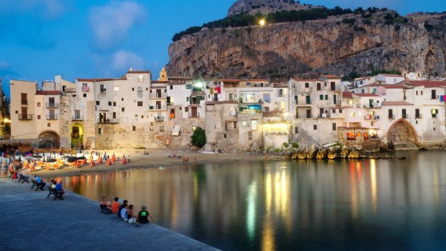 Sui luoghi delle fiction - cosa-fare-a-cefalù-spiagge