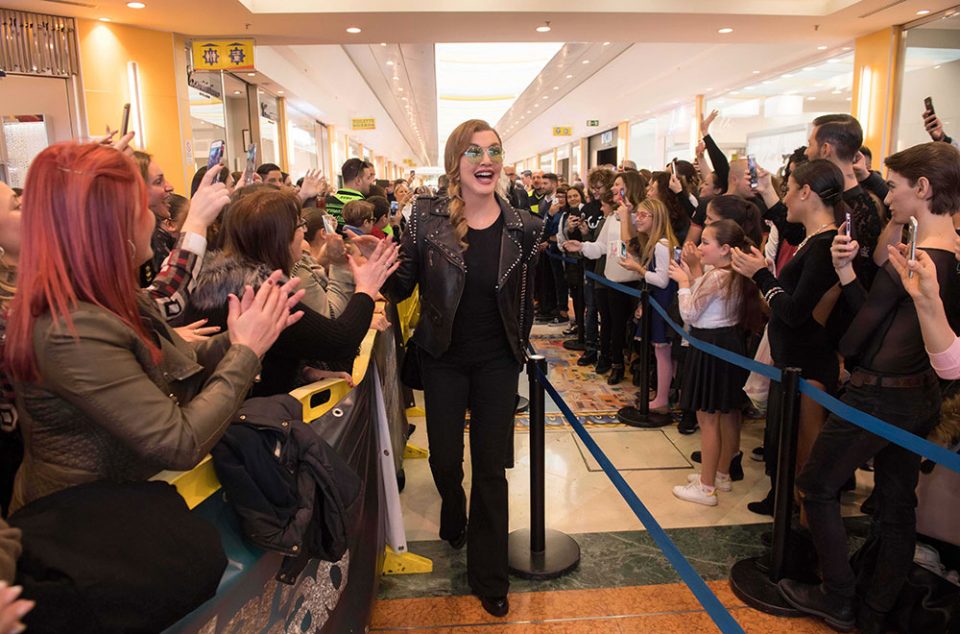 Ballando on the road 2019 MIlly Carlucci centri commerciali