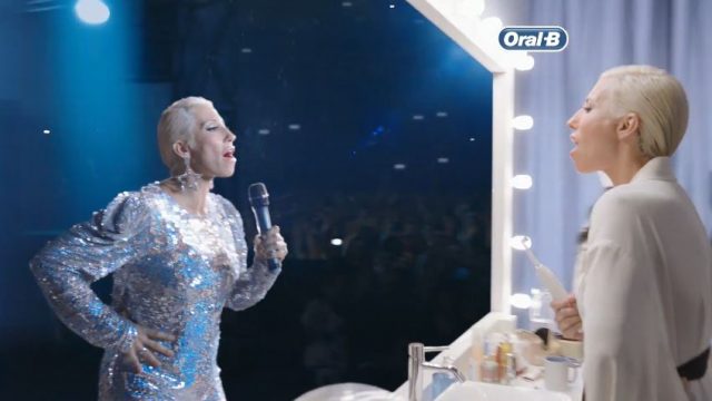 Spot in TV Oral-B - Il video della pubblicità con Malika Ayane