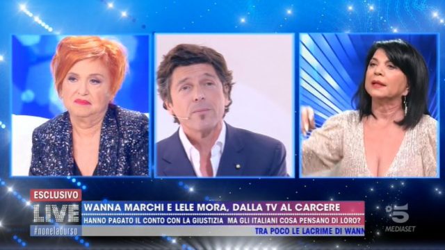 live non è la d'urso diretta 2 dicembre wanna marchi stefania nobile