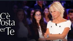 C’è posta per te diretta 11 gennaio – Maria De Filippi ospita Johnny Depp