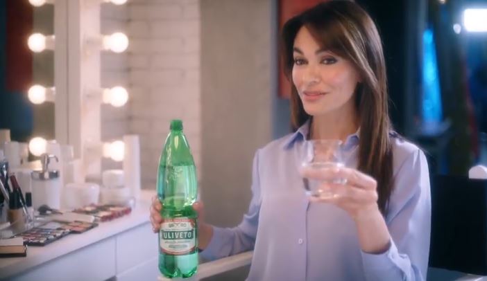 Spot in TV Uliveto - Nuova pubblicità con Maria Grazia Cucinotta e Del Piero