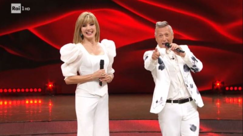 Ballando con le stelle 26 settembre, diretta, scaletta, concorrenti, eliminati