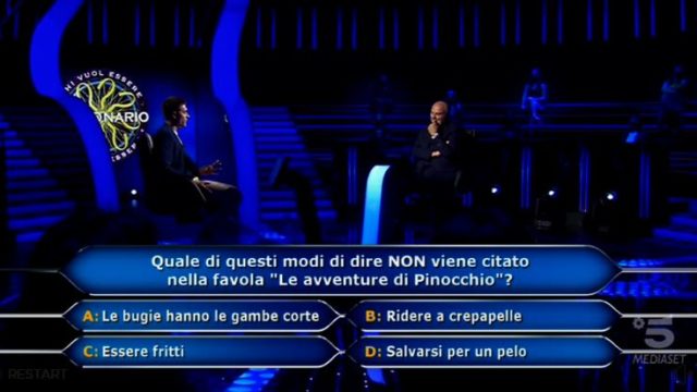 Chi vuol essere milionario diretta 10 settembre - Il concorrente legge la domanda numero dieci