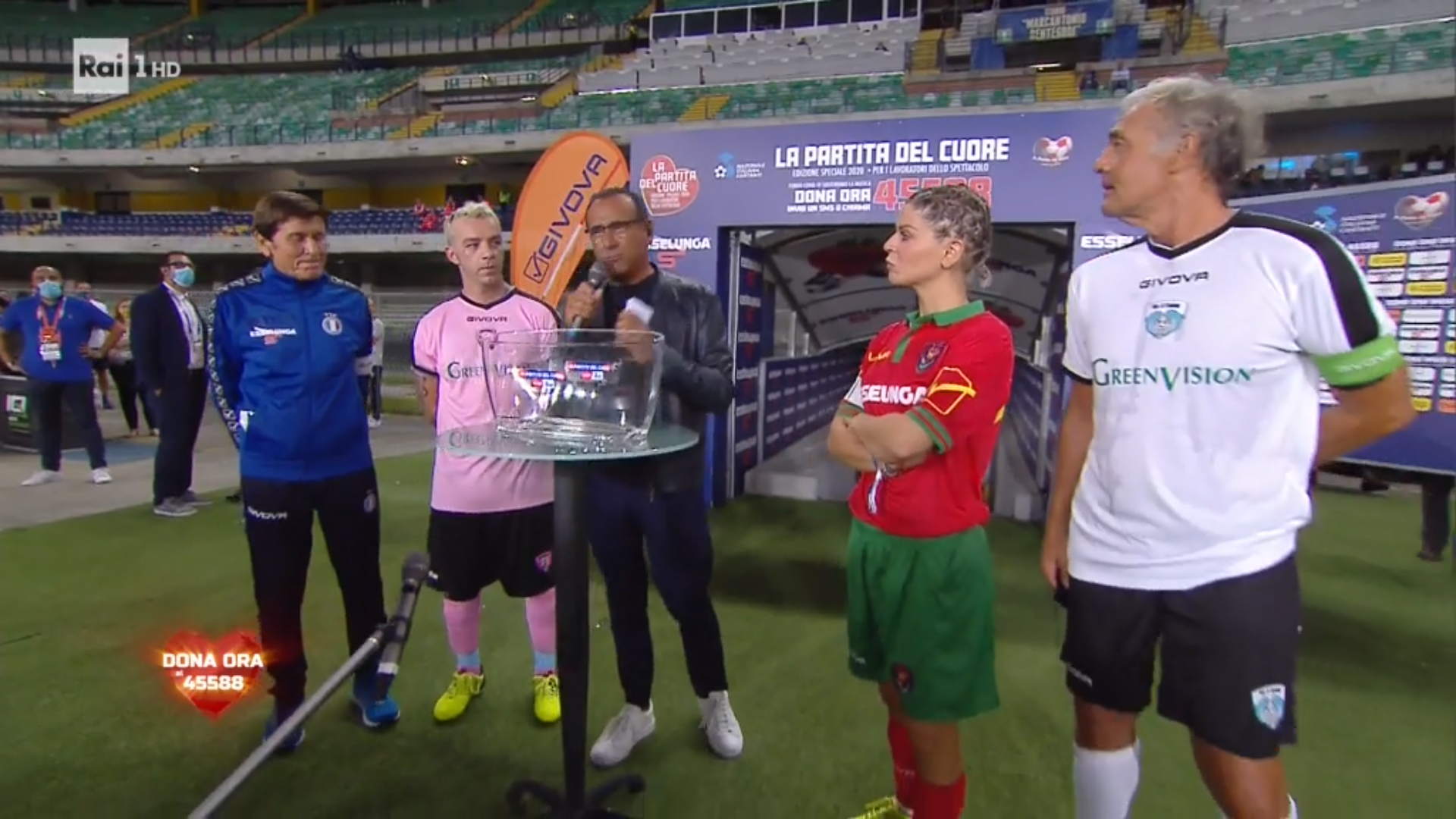 Partita Del Cuore 2021 Squadre / La Partita del Cuore tra Nazionale Cantanti e Cinema Stars ...