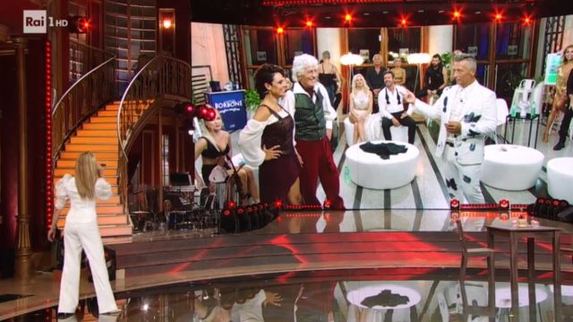 Ballando con le stelle 19 settembre, diretta - La coppia Ninetto Davoli e Ornella Boccafoschi