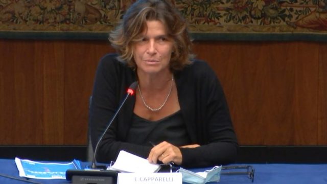  La direttrice Elena Capparelli in conferenza stampa