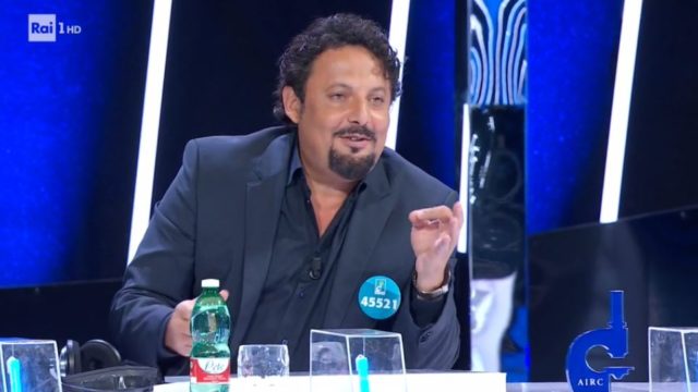 Tale e Quale Show diretta 6 novembre, Enrico Brignano giudice speciale