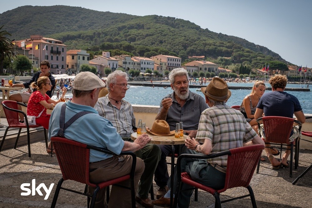 I delitti del BarLume Donne con le palle film finale