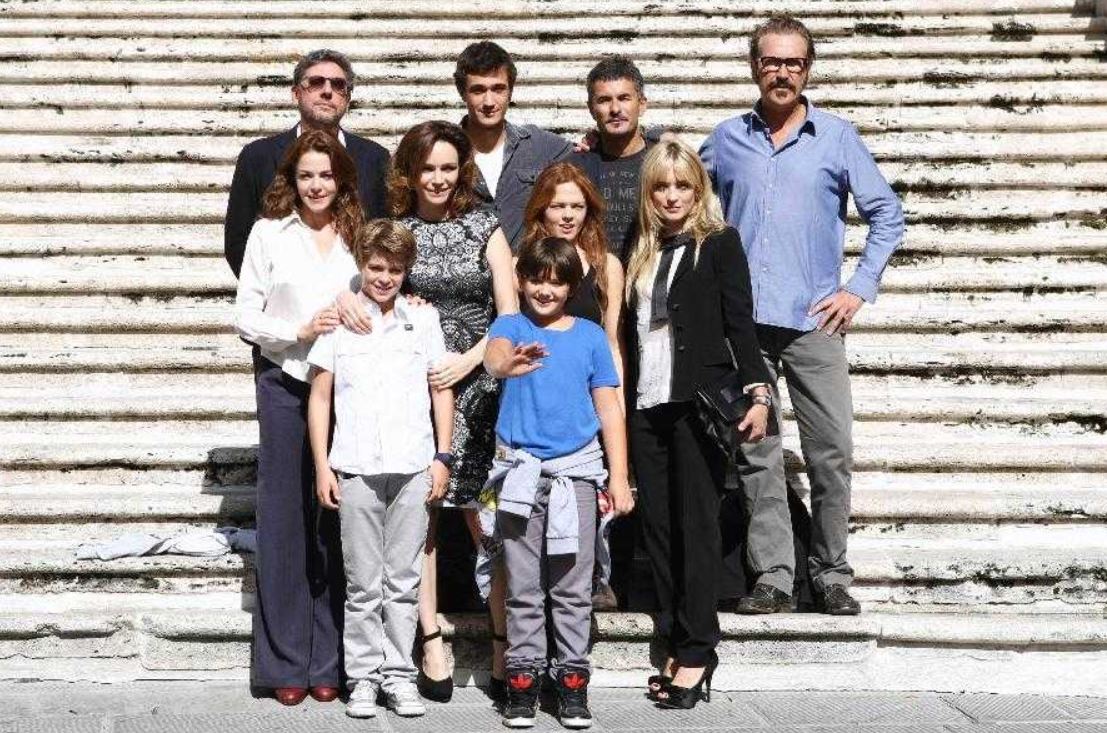 Una famiglia perfetta film Rete 4