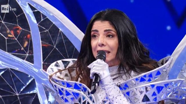 il cantante mascherato pappagallo farfalla mietta