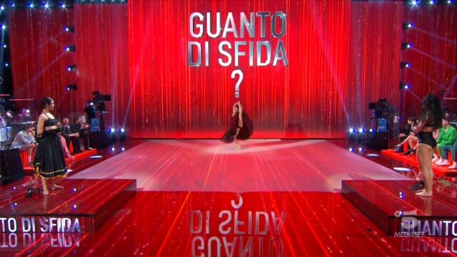 Amici guanto di sfida