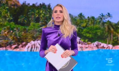 Isola dei Famosi 2021 diretta 12 aprile Canale 5