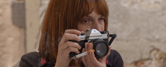 Letizia Battaglia film con macchina fotografica
