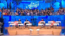 Amici diretta 23 gennaio cover