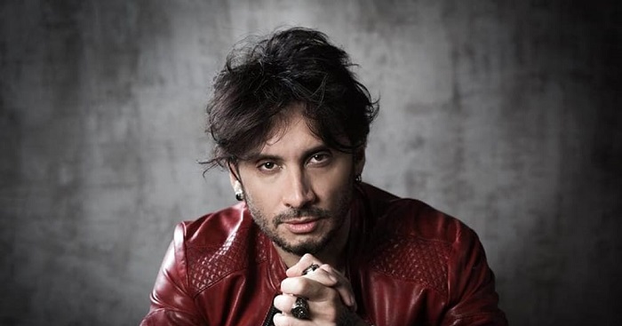 Sanremo 2022 Fabrizio Moro cover