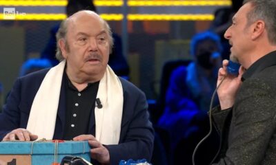 Affari Tuoi Formato Famiglia 19 febbraio Rai 1