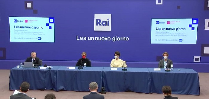 Lea conferenza stampa il tavolo dei relatori