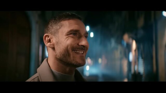 Spot Very Mobile 2022 Totti