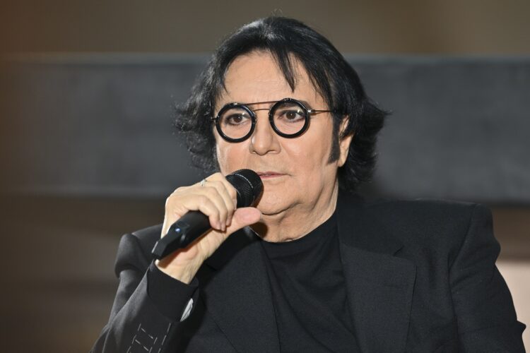 Domenica In 29 maggio Renato Zero