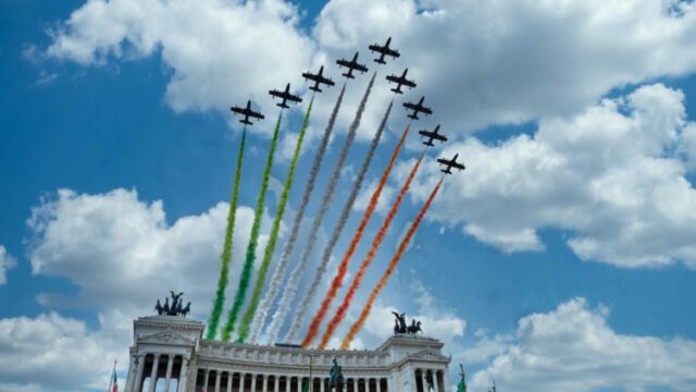 Festa della Repubblica programmazione Rai frecce tricolori