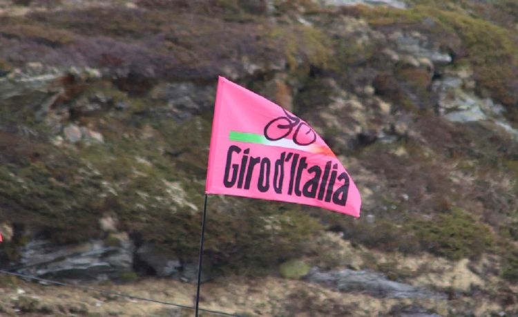 Giro Italia 2022 programmazione tv corsa