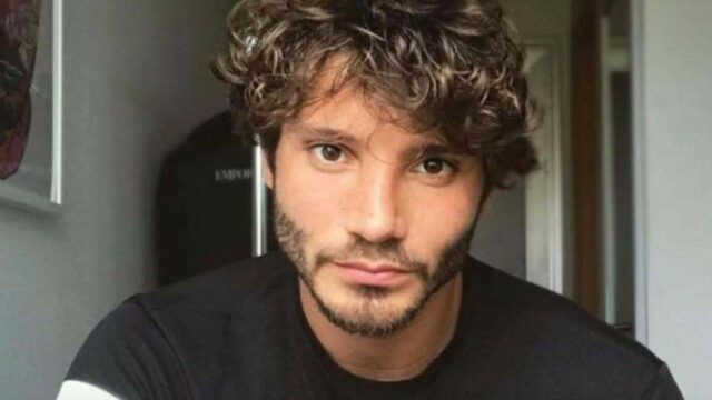 Le Iene 25 maggio 2022 Stefano De Martino