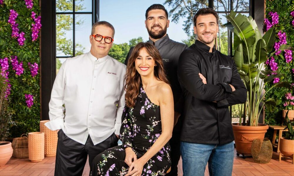 Concorrentes, ensaios, pesquisa, arena azul