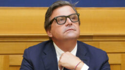 Fuori dal coro 13 settembre Carlo Calenda