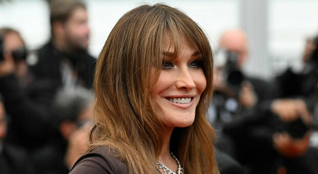 Sanremo 2023 scaletta quarta serata Carla Bruni