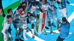 Sarò con te-La festa del Napoli ospiti