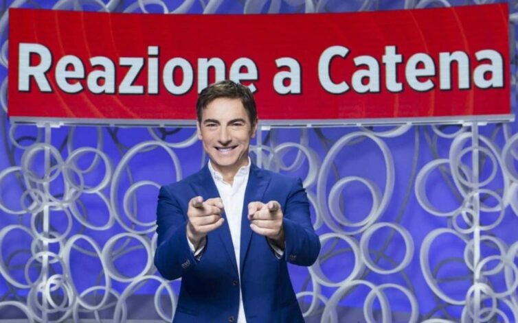 Tutti giocano a Reazione a Catena squadre