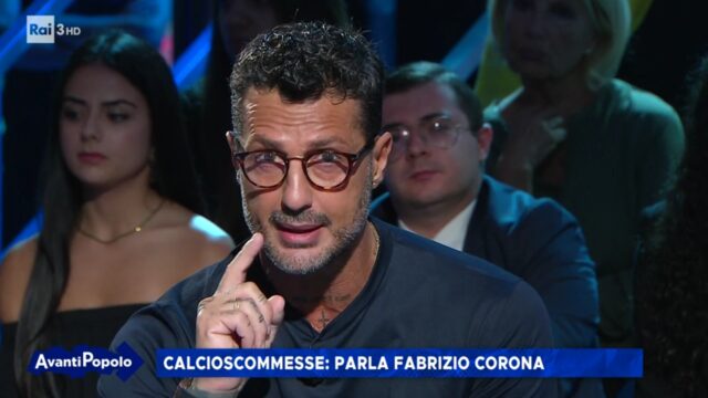 Fabrizio Corona Avanti Popolo ascolti