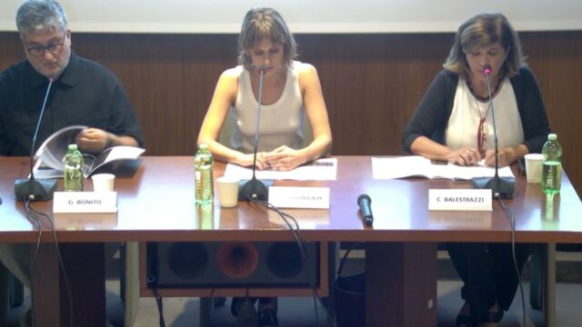 Brennero conferenza stampa trama