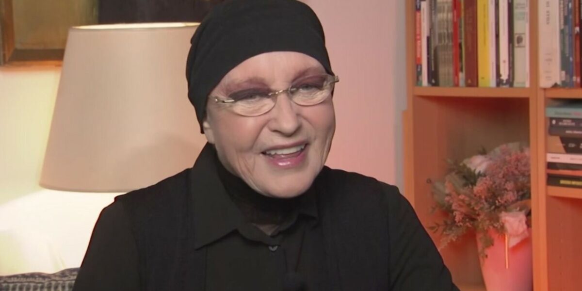 Il ricordo dell'attrice Eleonora Giorgi Eleonora Giorgi sorridente in un primo piano intenso