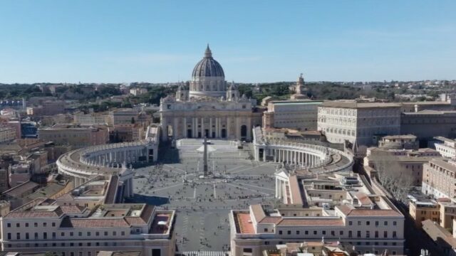 Dove vedere funerali Papa Francesco speciali