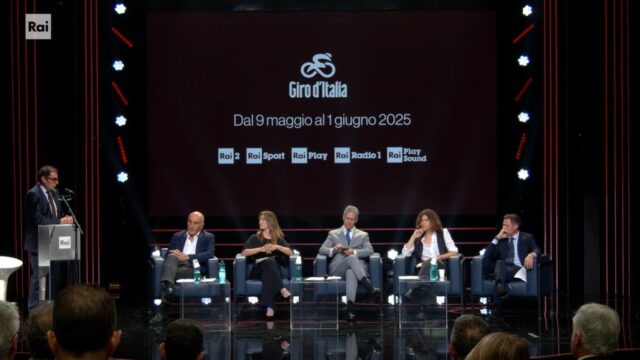 Giro d'Italia 2025 conferenza stampa dove vederlo